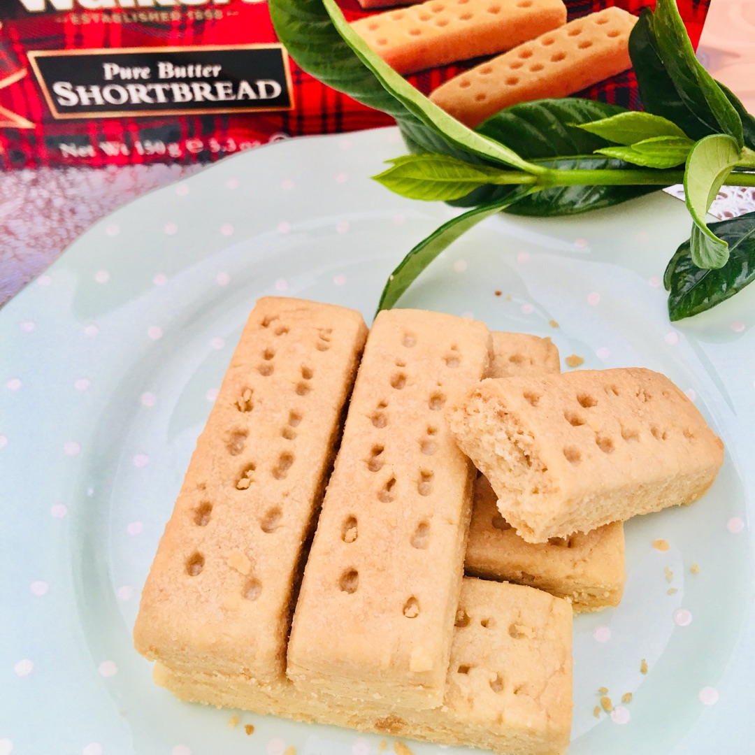 walkers shortbread 苏格兰混合装黄油饼干 150克 $3.
