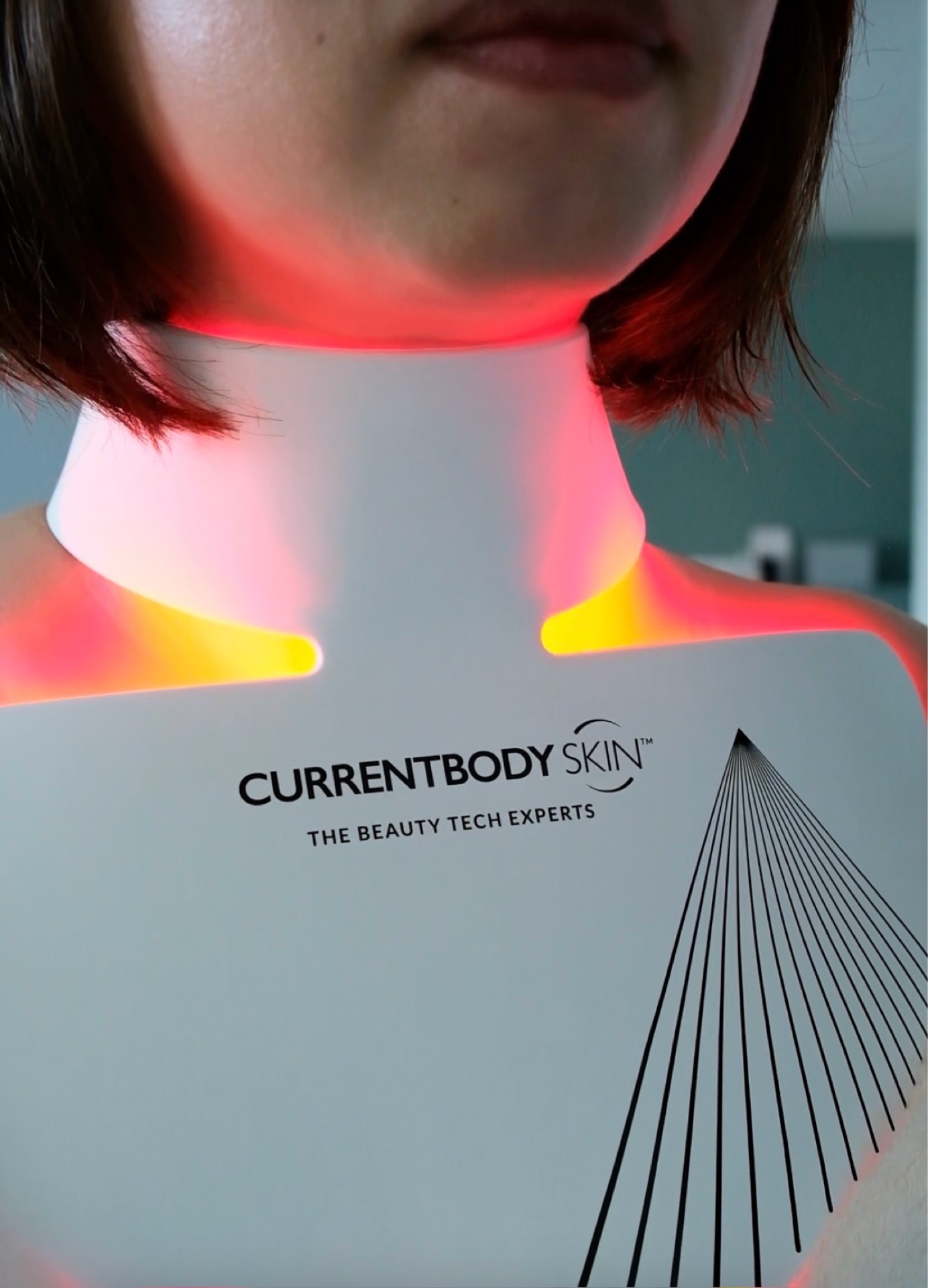 Currentbody 颈部红光仪器